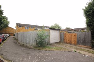 Rear and drive- click for photo gallery